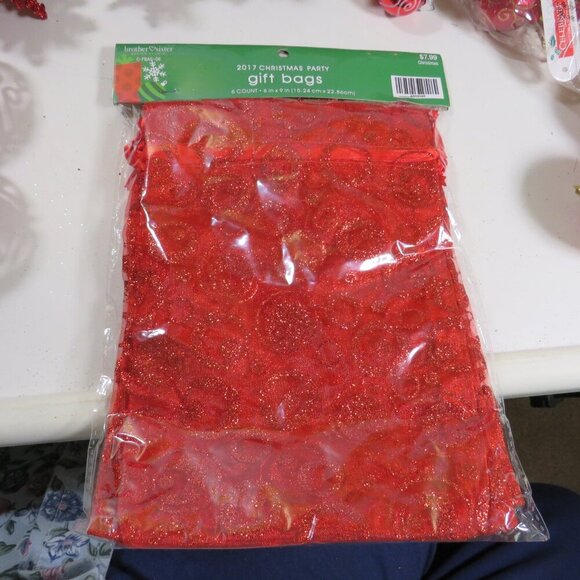 Red and Gold Christmas Ornament collection - Picture 13 of 14